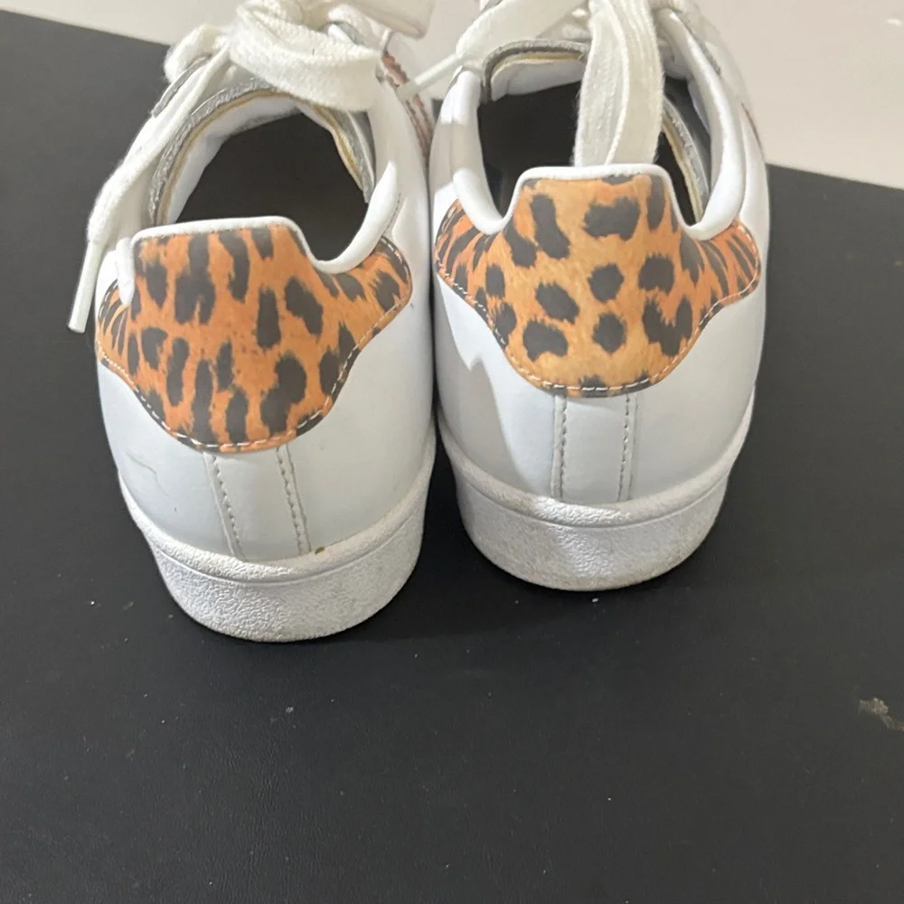 Adidas White and Cheetah Patterned Sneakers Size US 6 - Picture 5 of 10